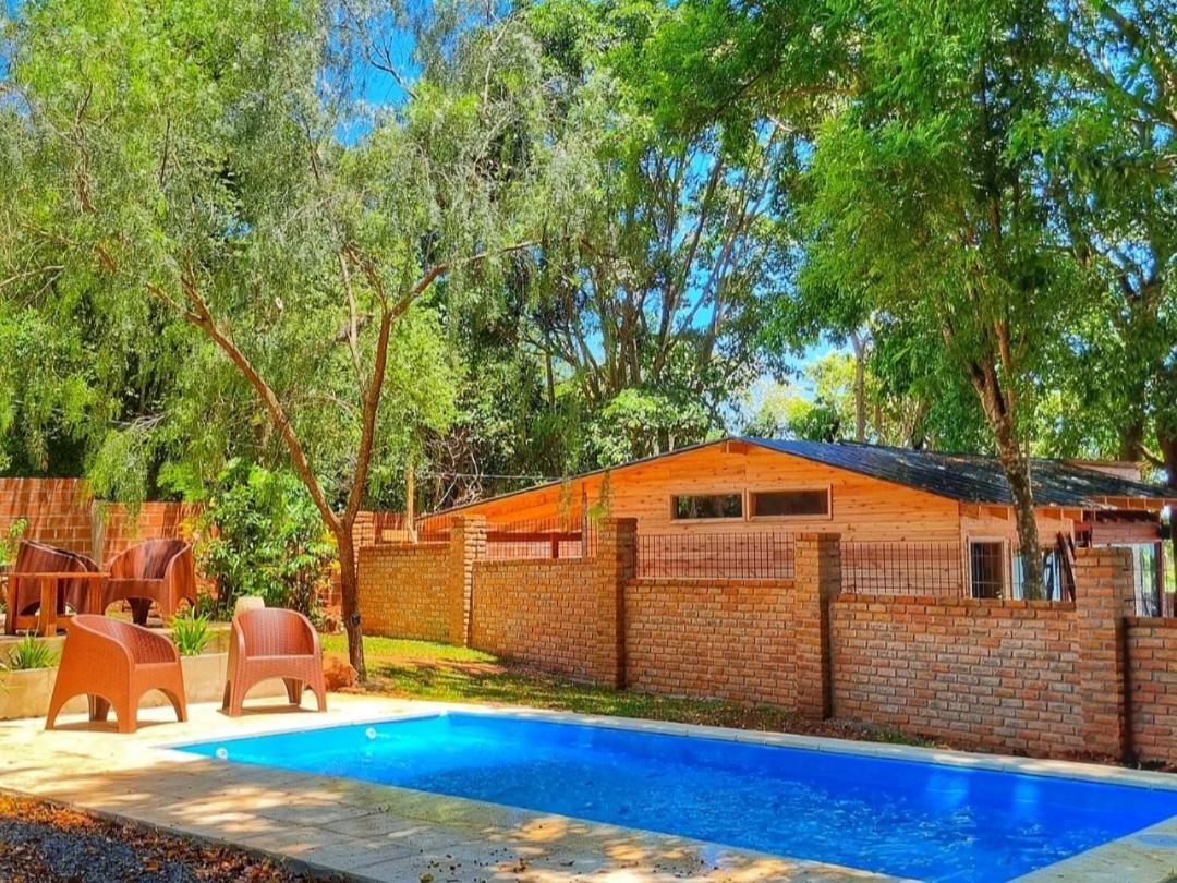 La Casa Del Lago Urugua-I Villa Puerto Iguazu Exterior photo